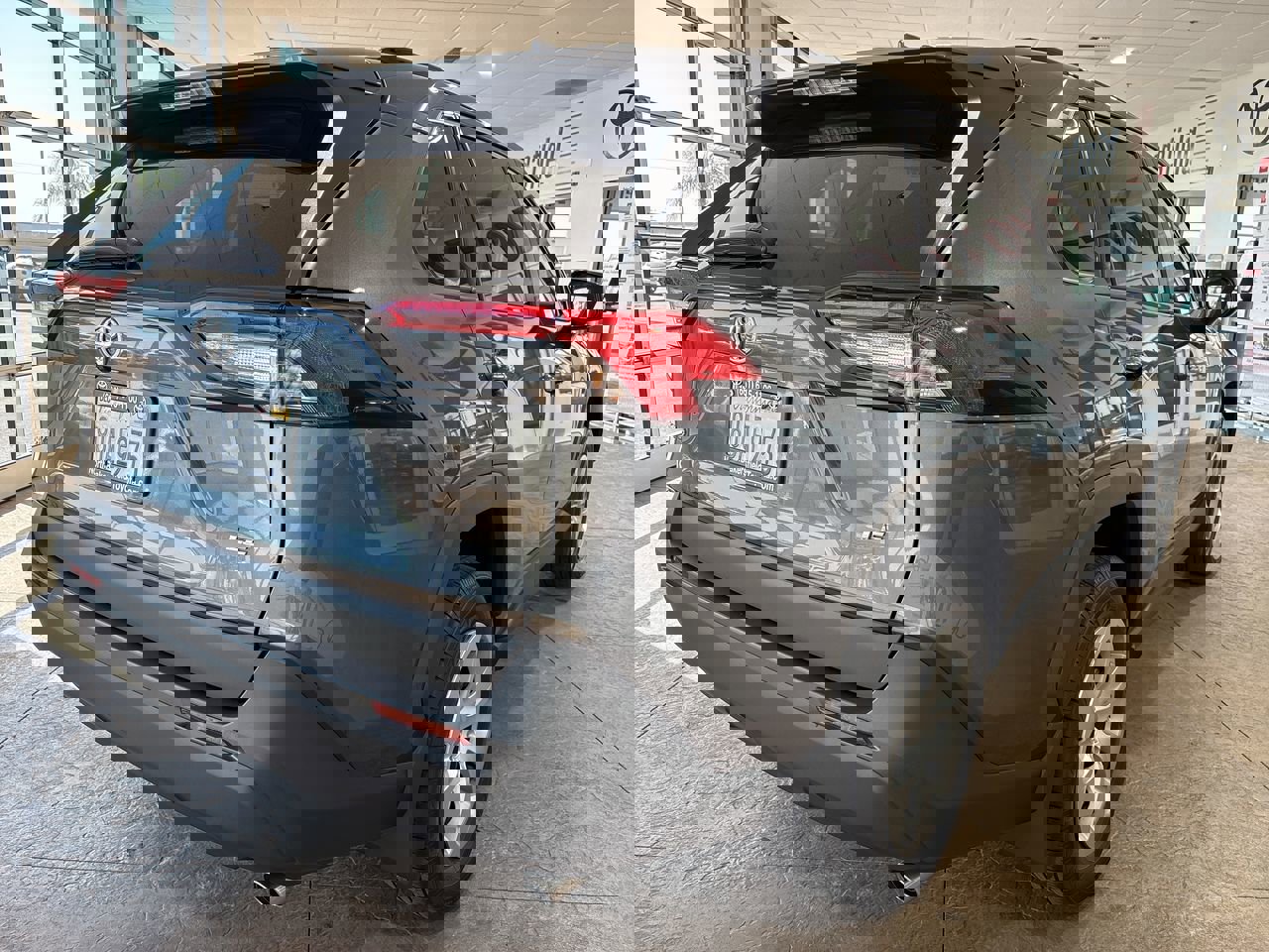 2T3H1RFV8MC102995