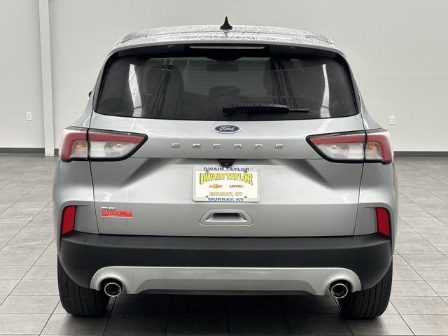 2022 Ford Escape SE photo 3