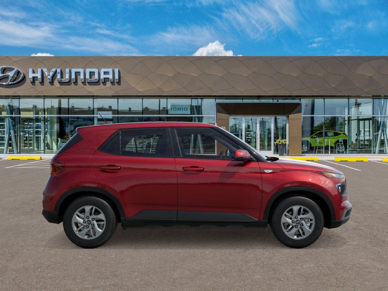 2025 Hyundai Venue SE photo 5