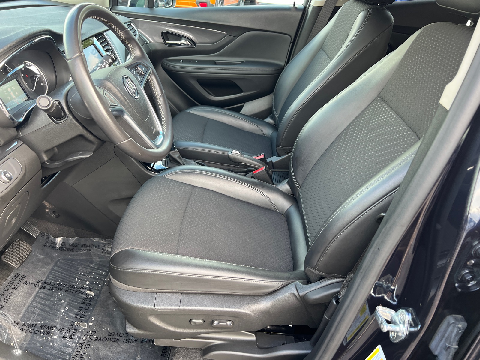 2022 Buick Encore Preferred photo 17