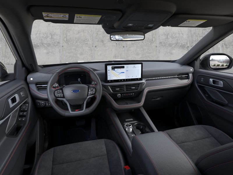 2025 Ford Explorer ST photo 4