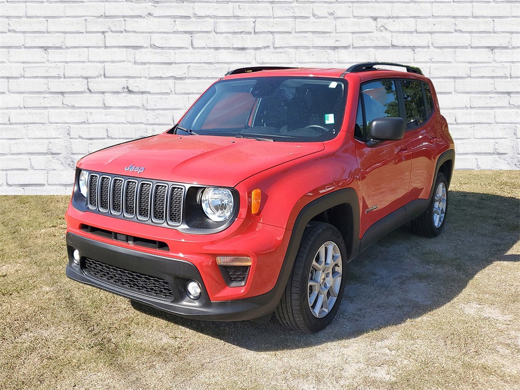2023 Jeep Renegade Latitude photo 4