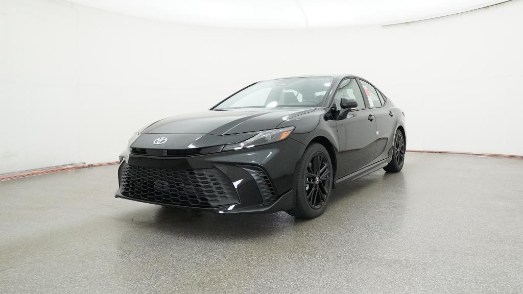 2026 Toyota Camry SE photo 4