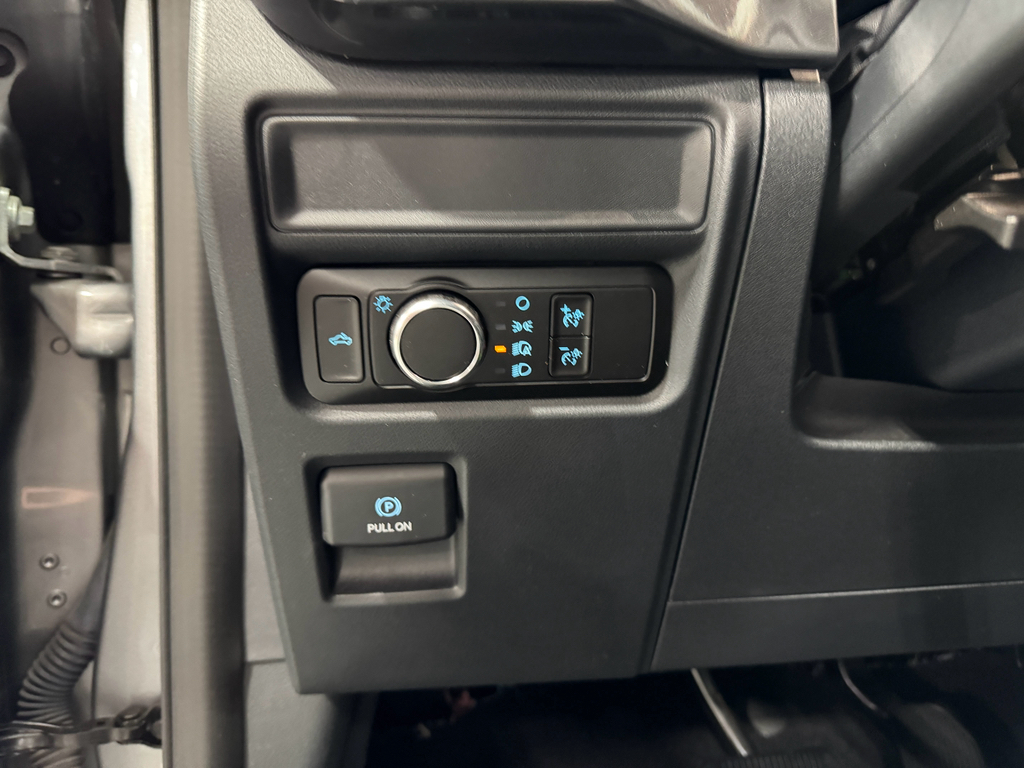 2023 Ford F-150 XL photo 24