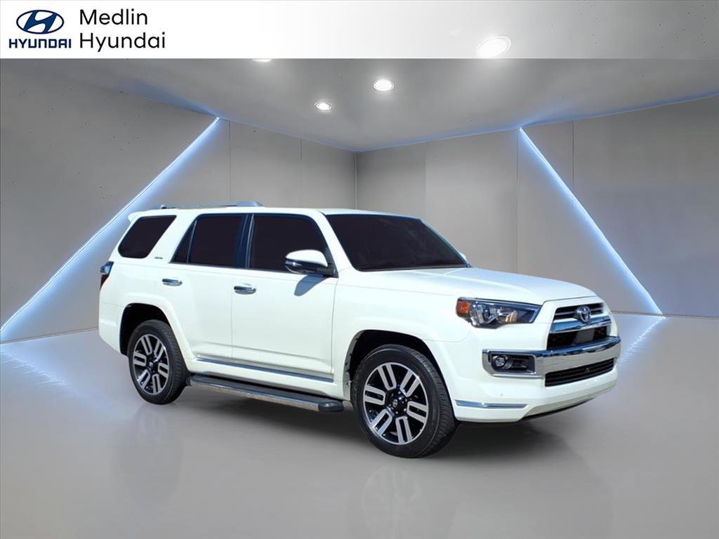 2023 Toyota 4Runner Limited's photo