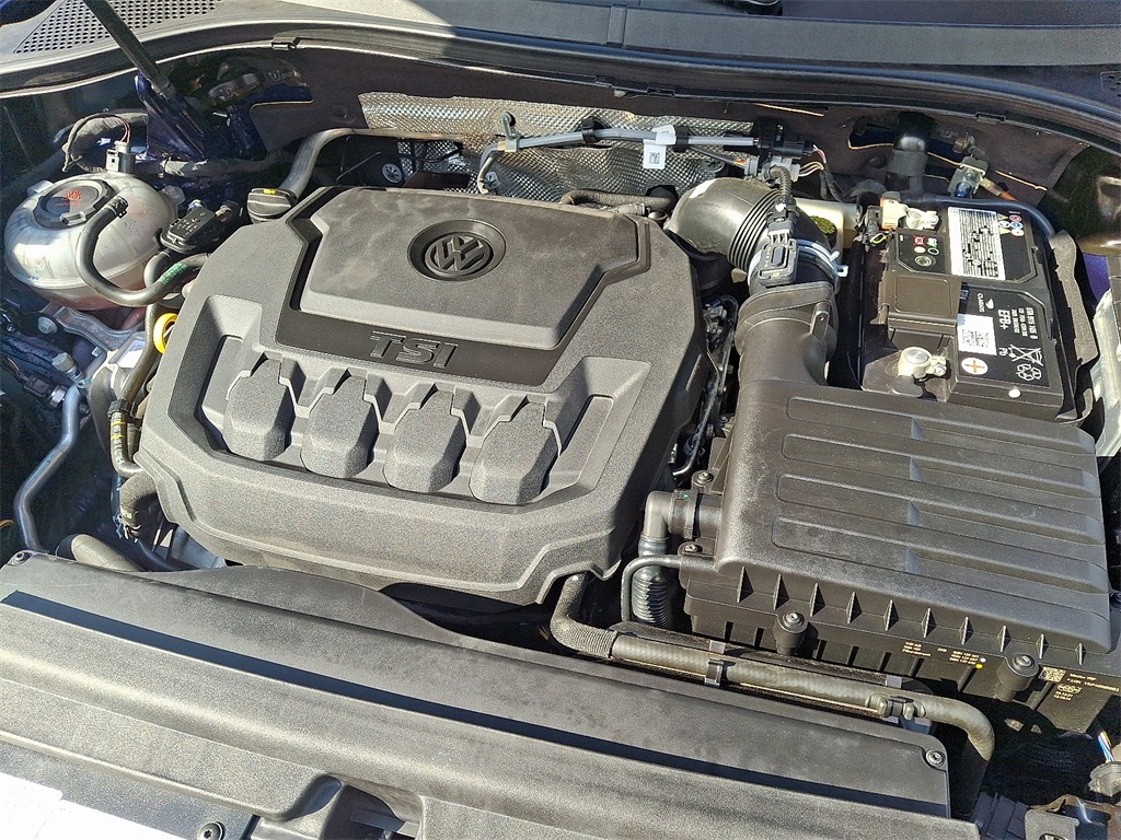 2022 Volkswagen Tiguan SE photo 26