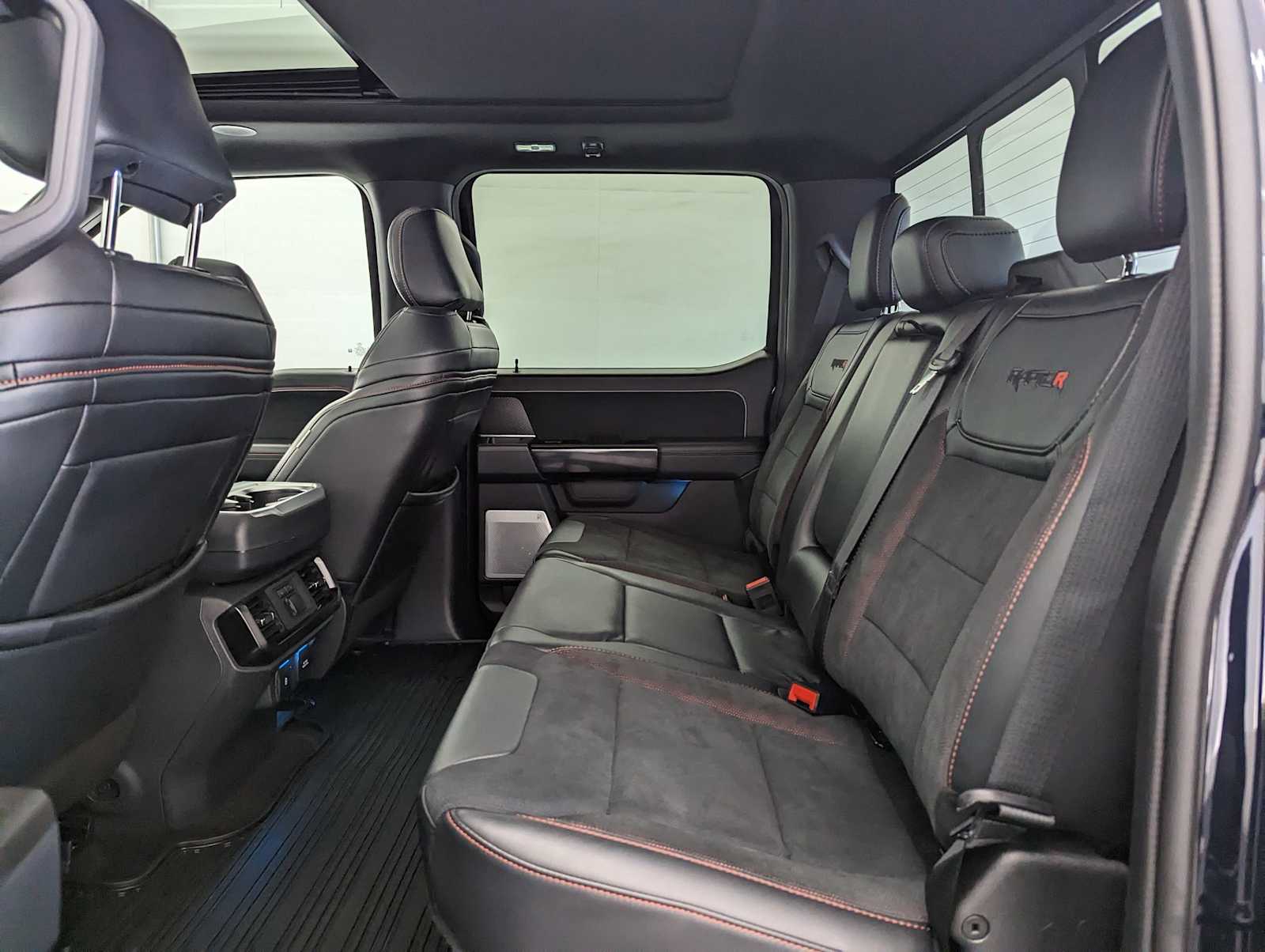 2024 Ford F-150 Raptor photo 19