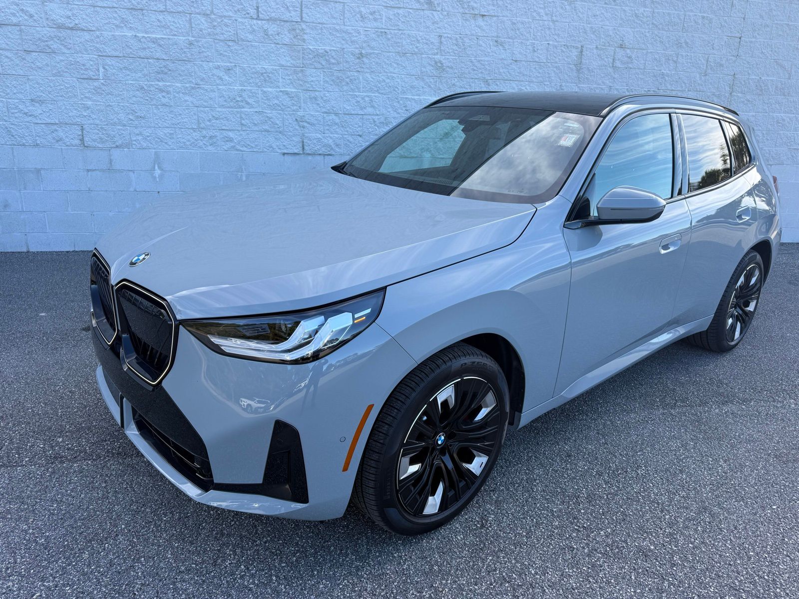 2025 BMW X3 30's photo