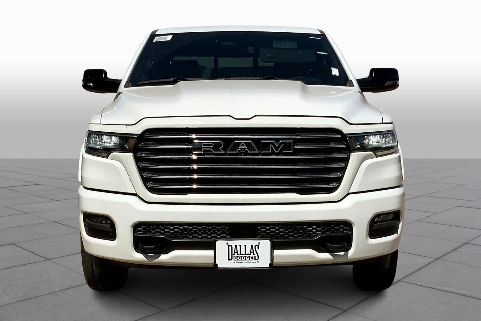 2025 Ram 1500 Laramie photo 3