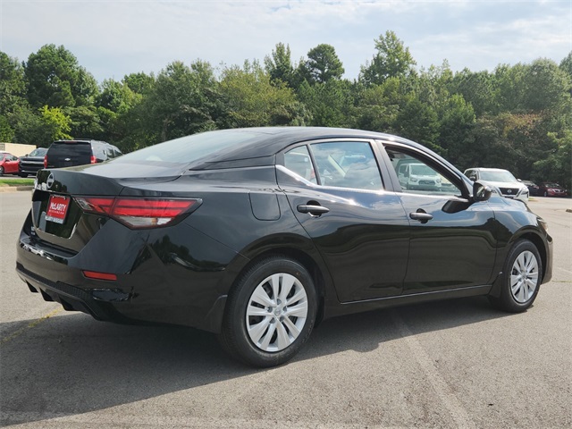 2025 Nissan Sentra S photo 3