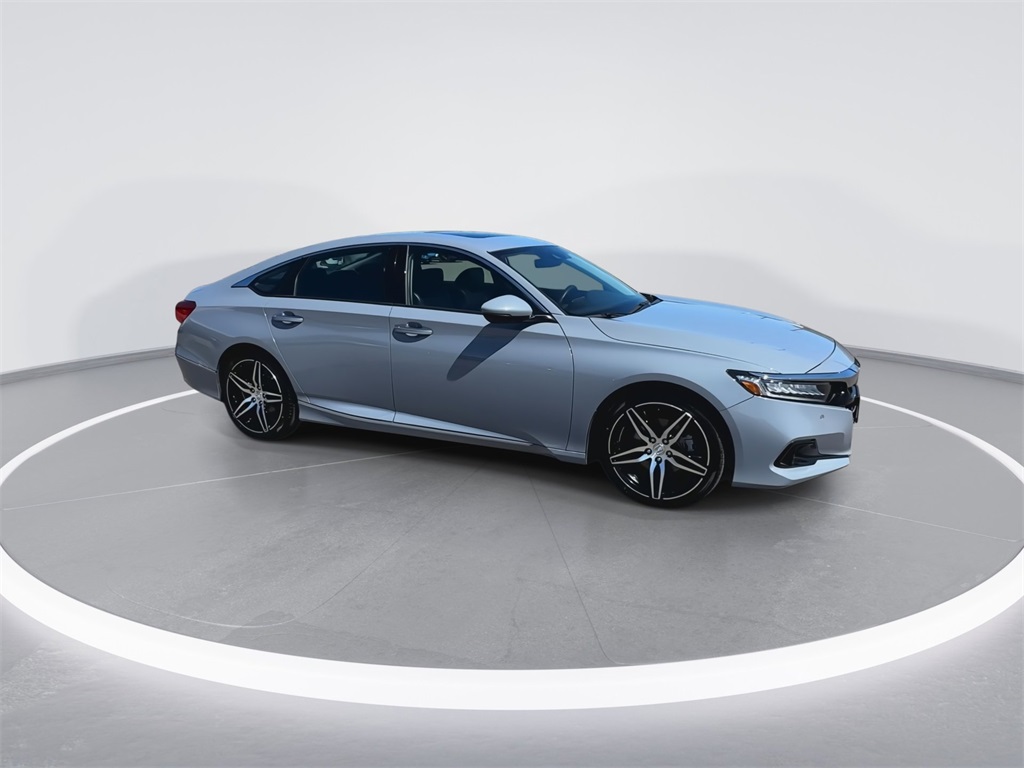 2022 Honda Accord Touring 2.0T photo 16