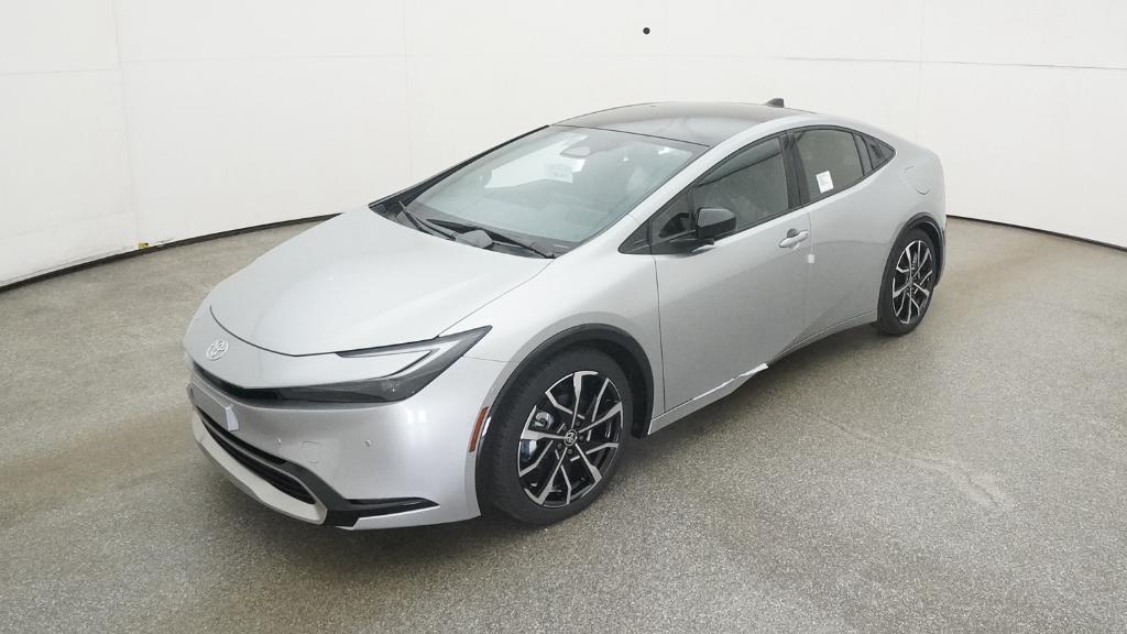 2026 Toyota Prius XSE Premium's photo