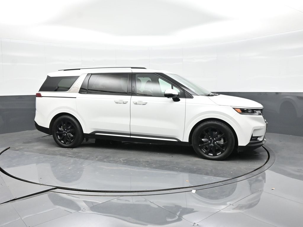2024 Kia Carnival SX Prestige photo 11