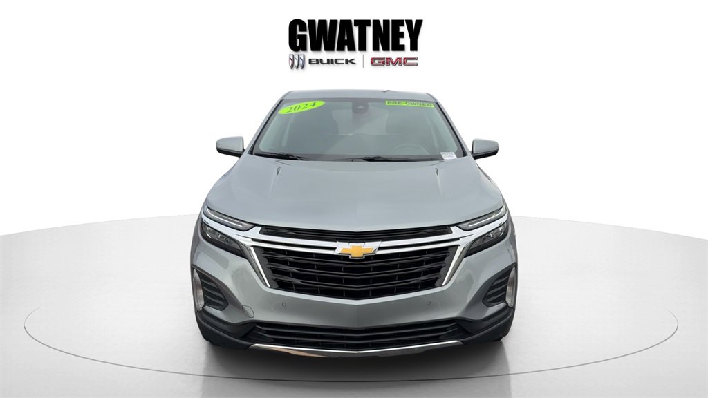 2024 Chevrolet Equinox LT photo 2