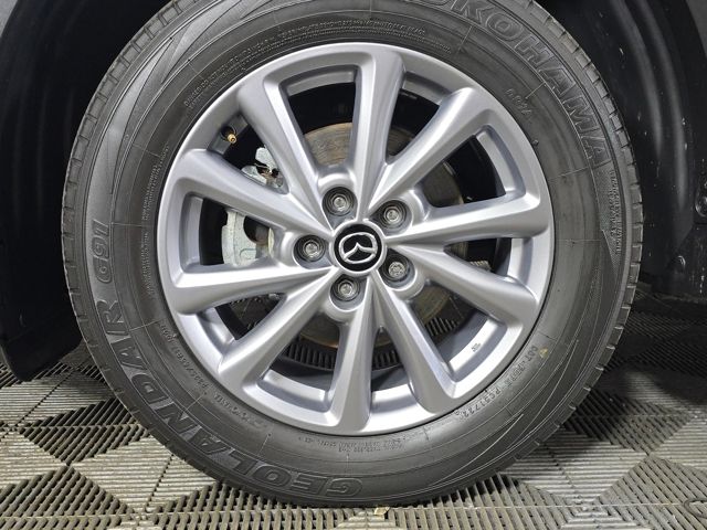 2022 Mazda CX-5 2.5 S Preferred photo 10