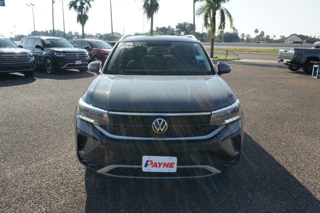 Used 2022 Volkswagen Taos SE with VIN 3VVTX7B27NM024141 for sale in Mission, TX