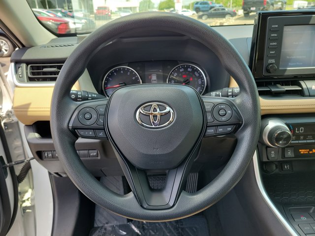 2019 Toyota RAV4 XLE photo 21