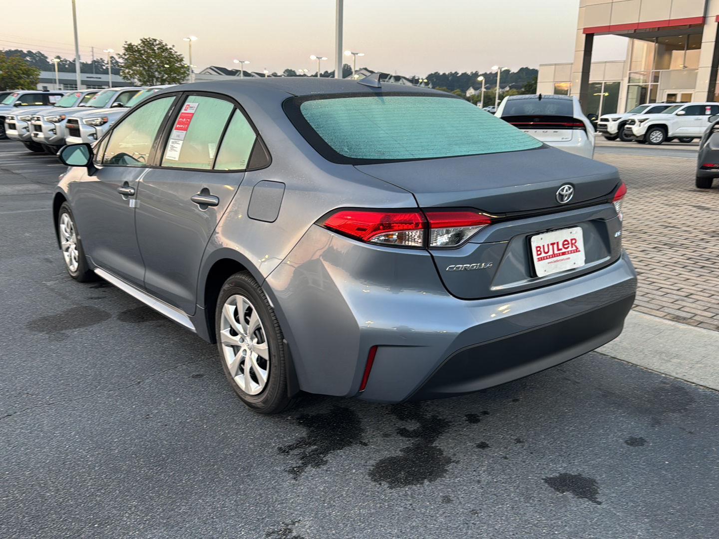 2026 Toyota Corolla LE photo 3