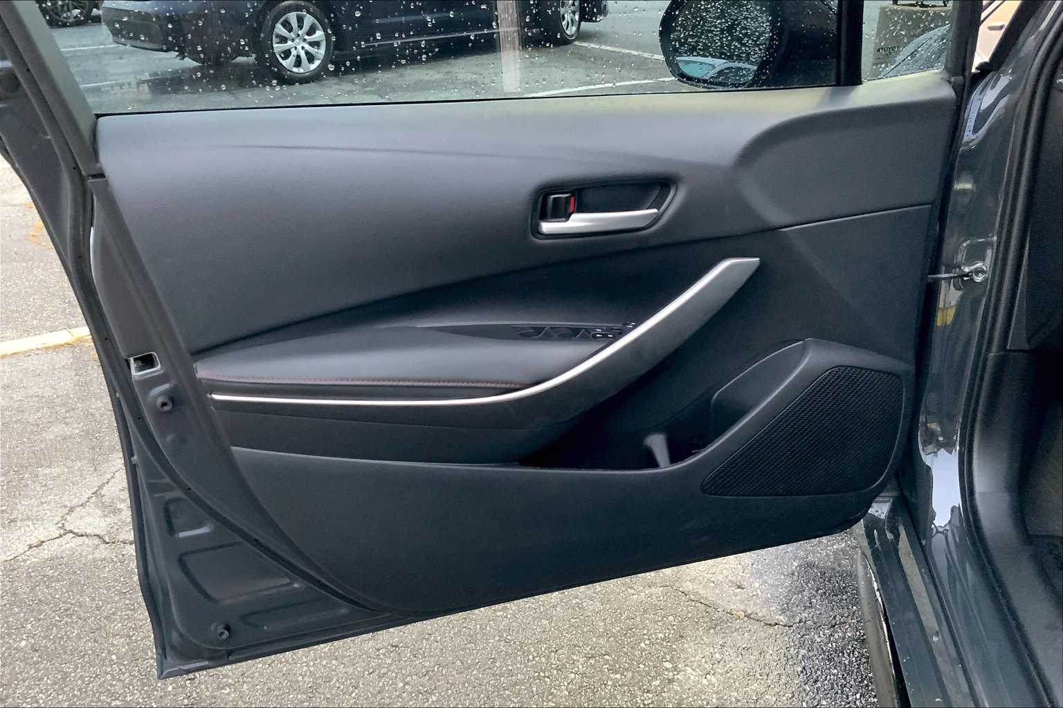2023 Toyota Corolla SE photo 20