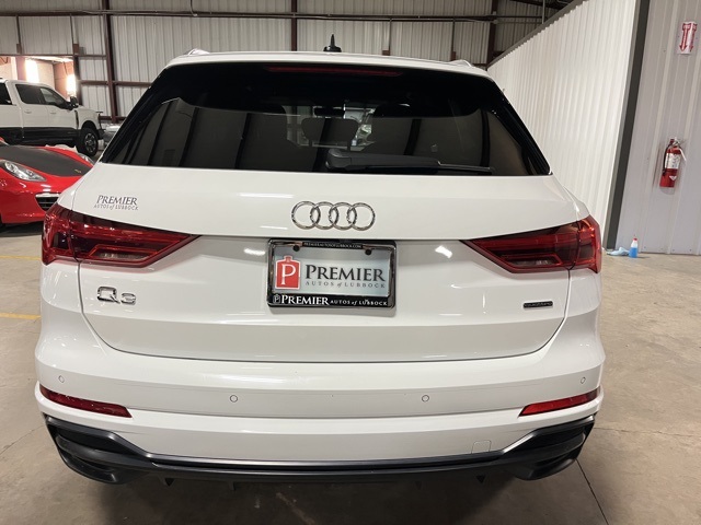 2020 Audi Q3 Premium S line photo 2