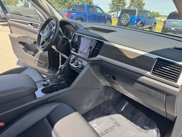 2022 Volkswagen Atlas V6 SE Technology photo 32