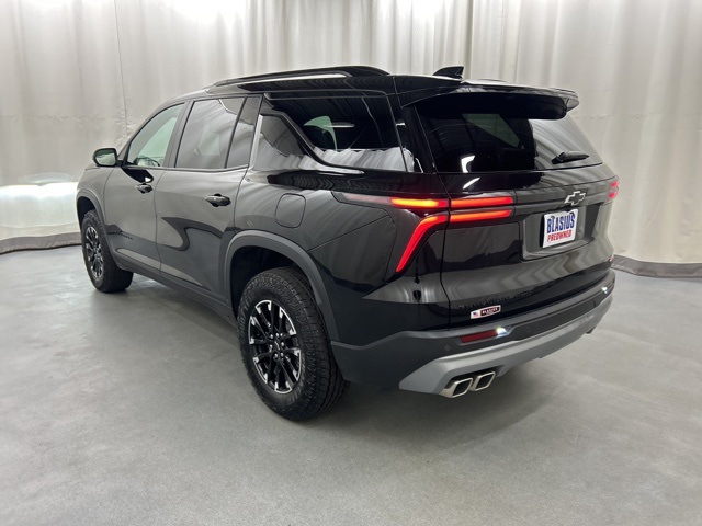 2024 Chevrolet Traverse Z71 photo 3