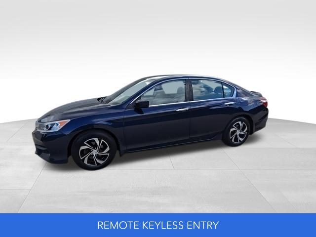 2017 Honda Accord LX photo 3