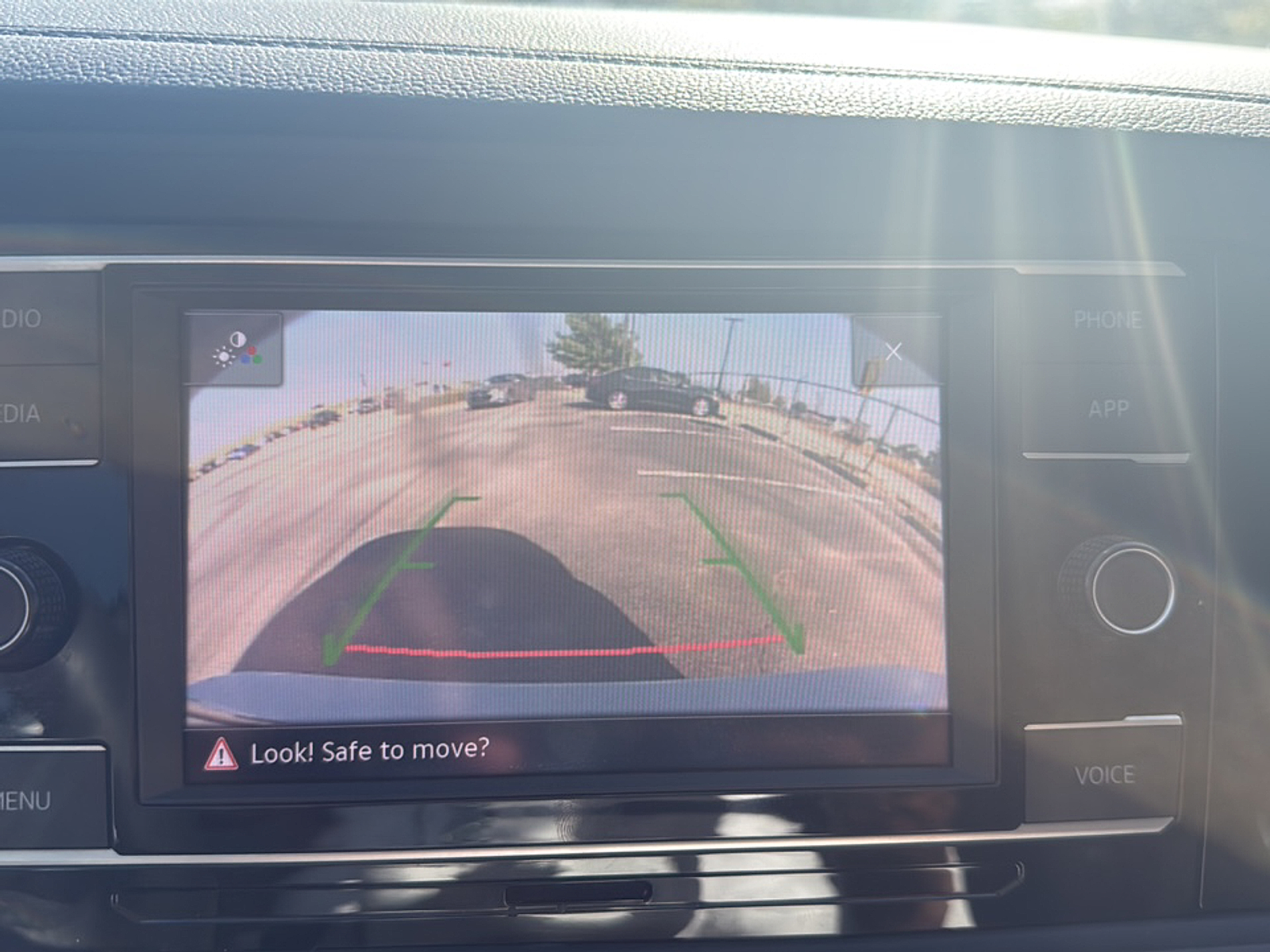 2024 Volkswagen Jetta 1.5T S photo 2