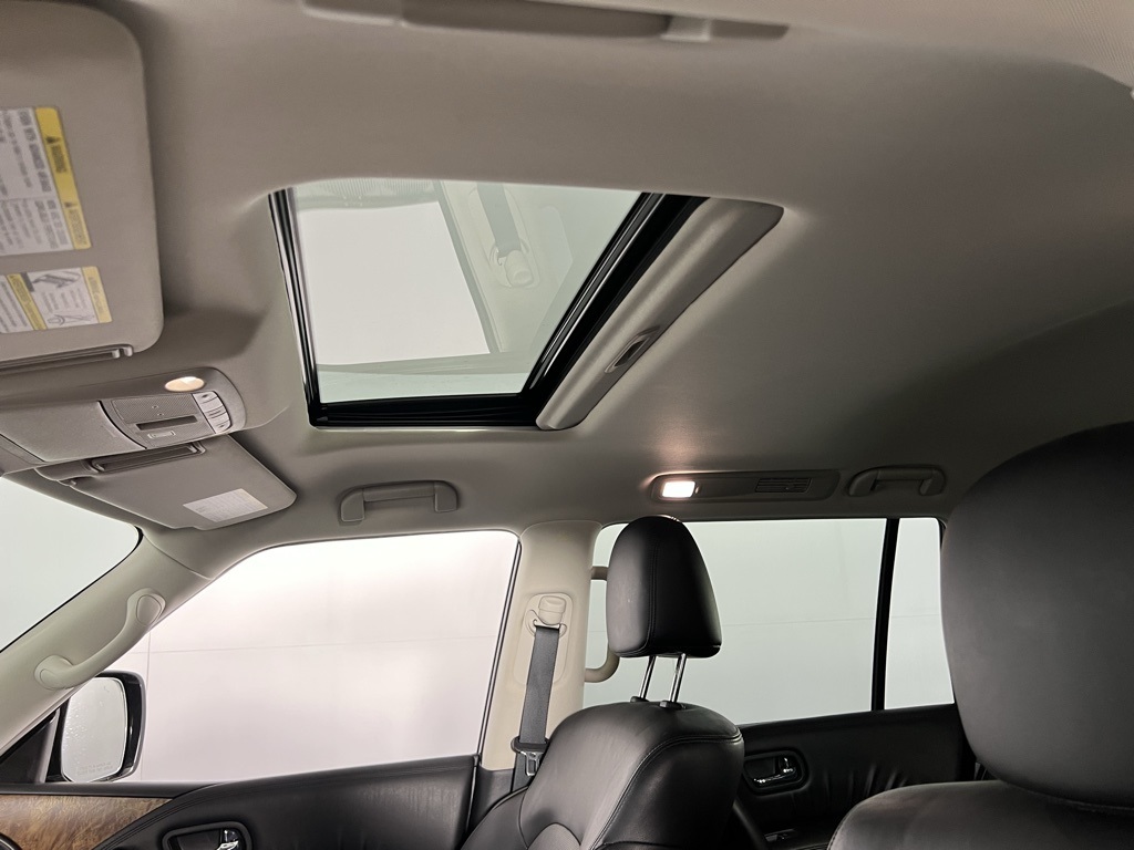 2024 Nissan Armada SL photo 23