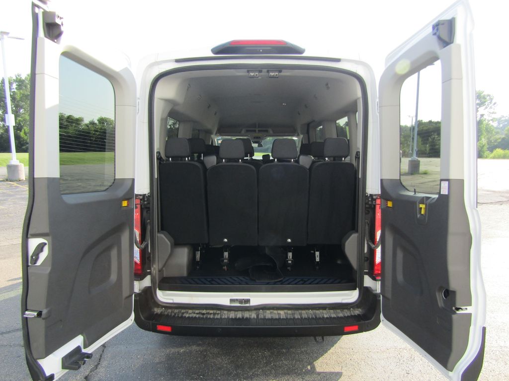 2023 Ford Transit photo 3