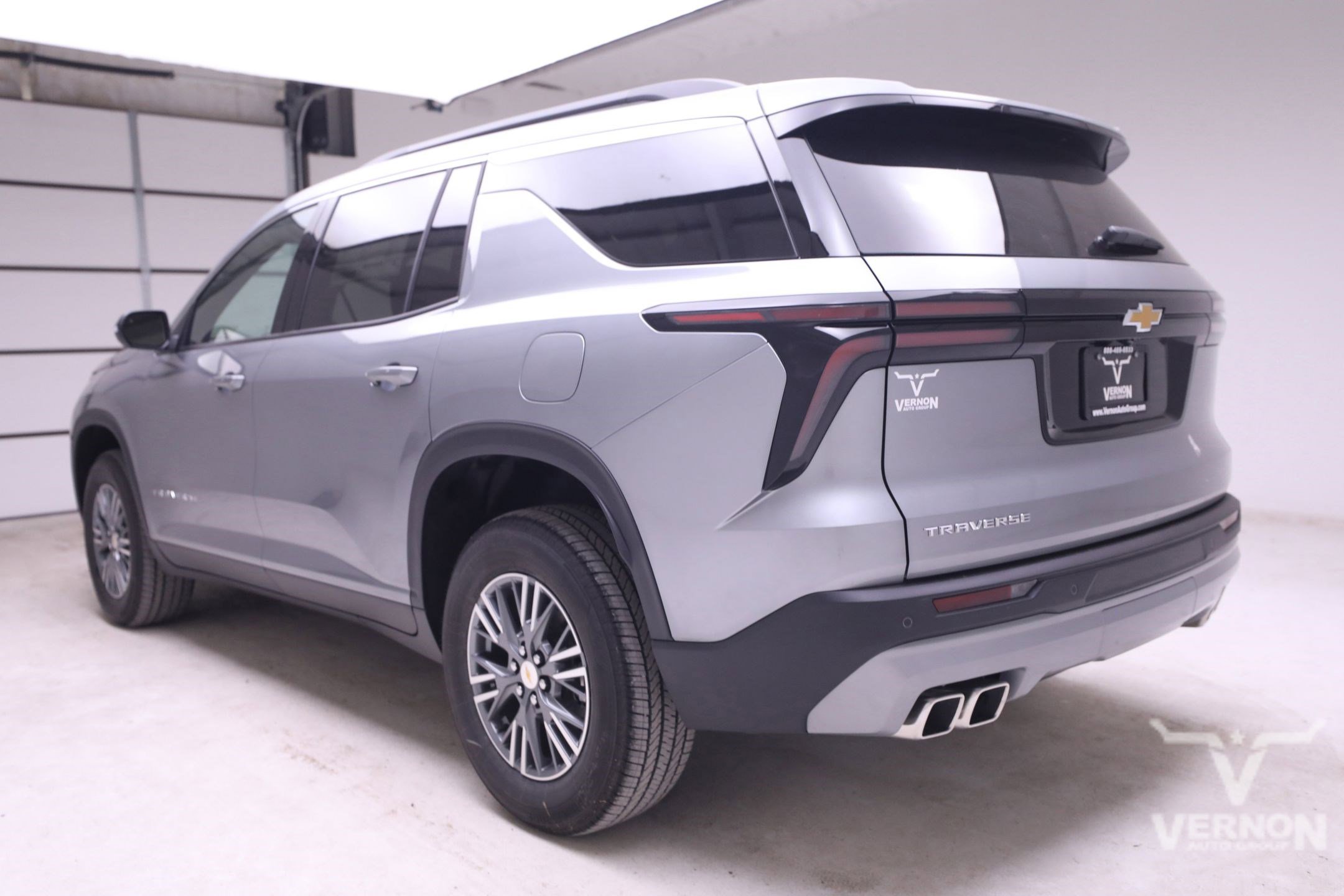 2026 Chevrolet Traverse photo 3