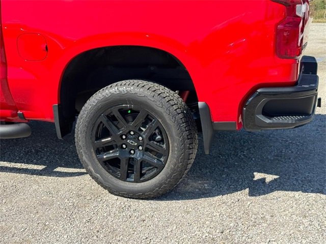 2026 Chevrolet Silverado 1500 Custom Trail Boss photo 4