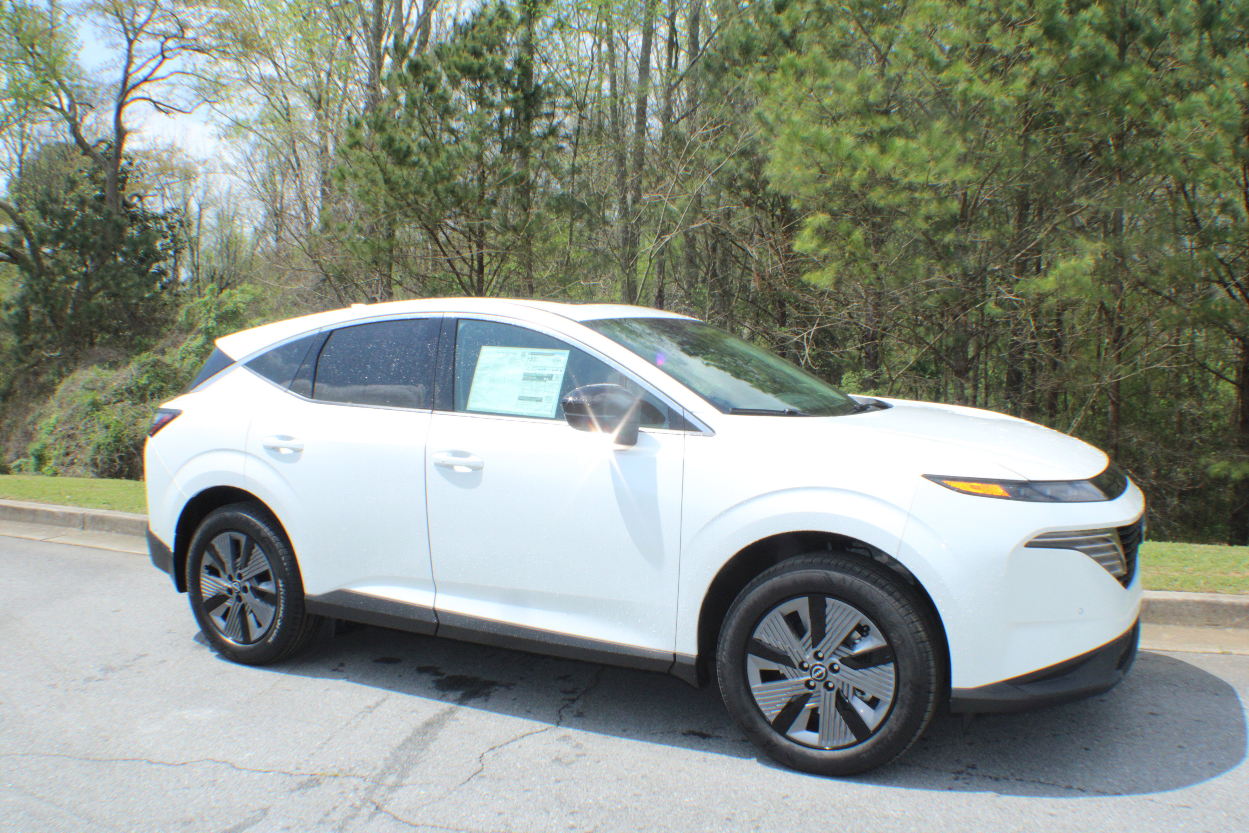 2025 Nissan Murano SL's photo