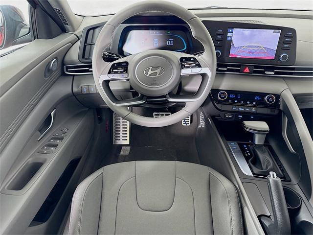 2025 Hyundai Elantra SEL Sport photo 26
