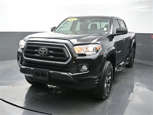 2023 Toyota Tacoma SR5's photo