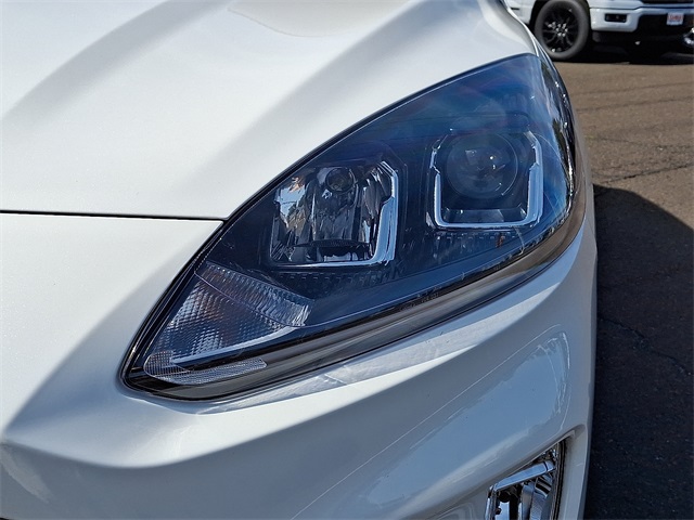 2022 Ford Escape SEL photo 7