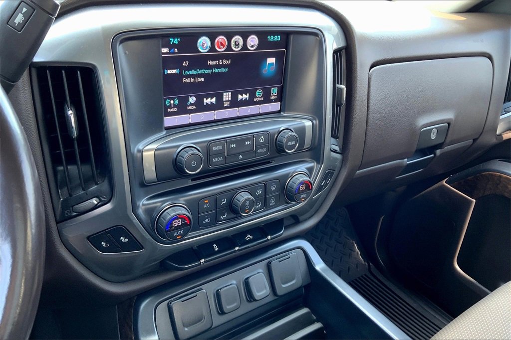 2018 Chevrolet Silverado 1500 LT photo 30