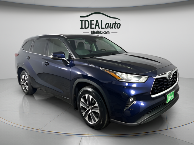 2020 Toyota Highlander XLE's photo