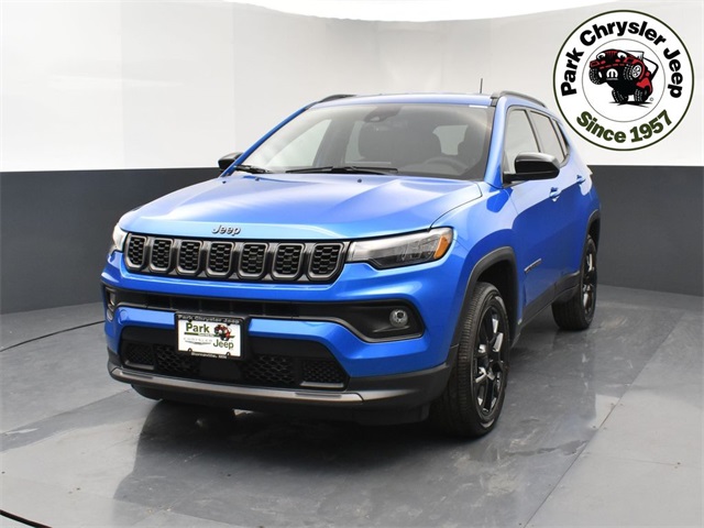 2026 Jeep Compass Latitude photo 2