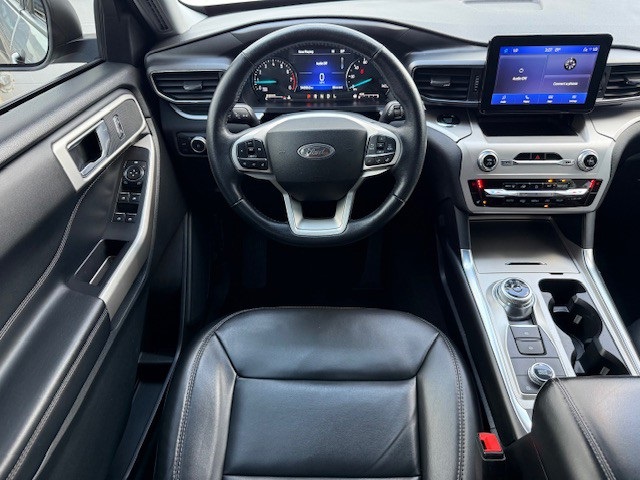 2022 Ford Explorer XLT photo 24