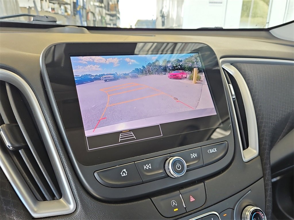 2023 Chevrolet Malibu 1LT photo 21