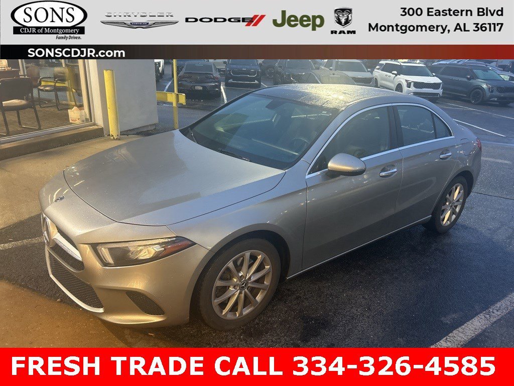 2019 Mercedes-Benz A-Class A220's photo