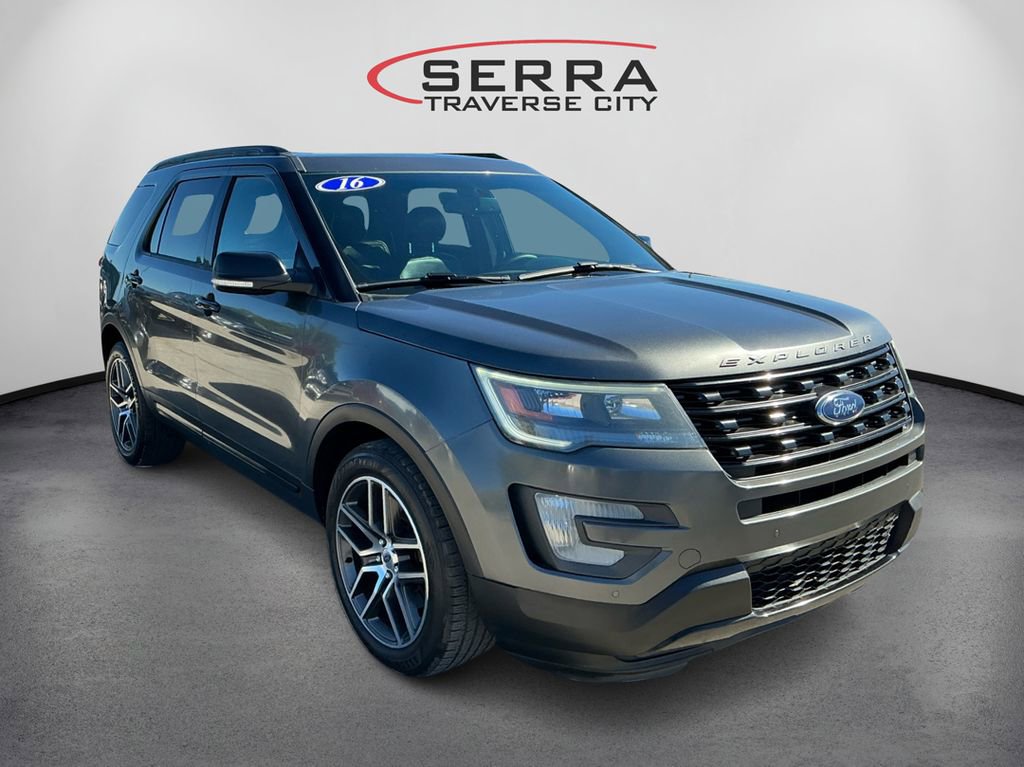 2016 Ford Explorer Sport photo 3