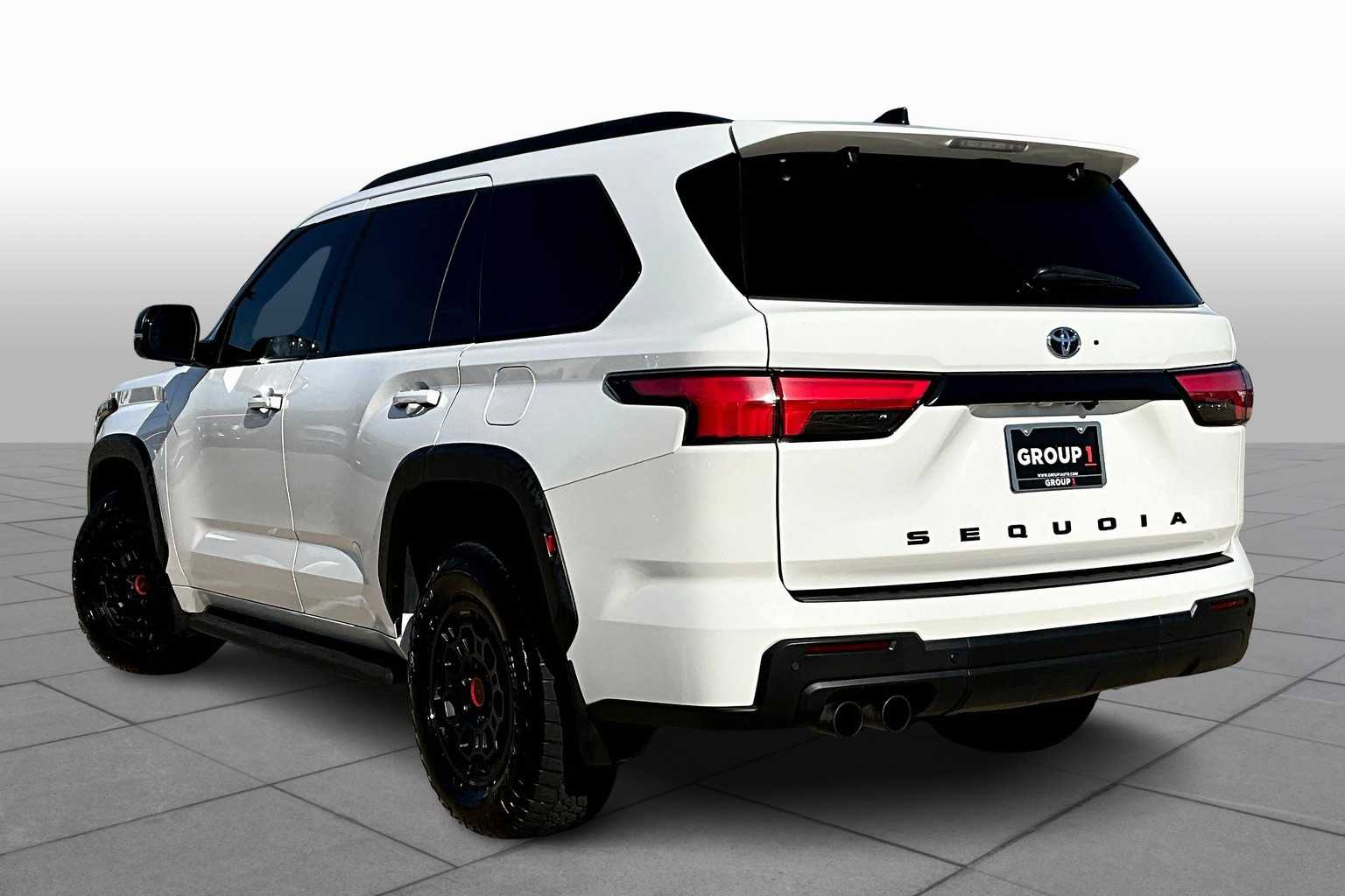 2023 Toyota Sequoia TRD Pro photo 10