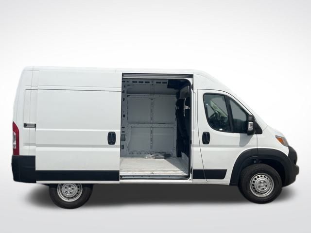 2025 Ram ProMaster 2500 photo 8