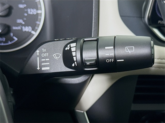 2025 Nissan Rogue SV photo 14