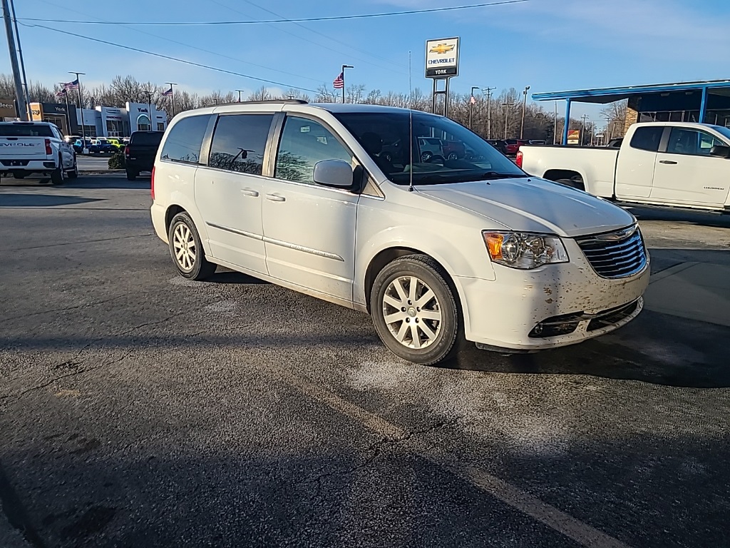 Used 2016 Chrysler Town & Country Touring with VIN 2C4RC1BG8GR205239 for sale in Brazil, IN