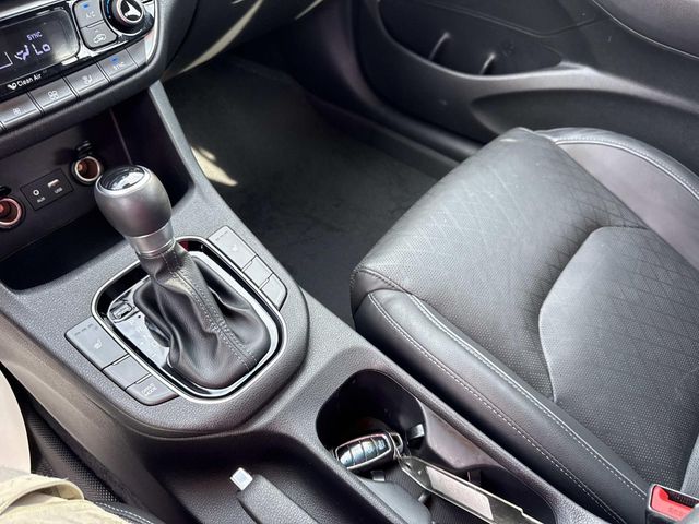 2019 Hyundai Elantra GT Base photo 24