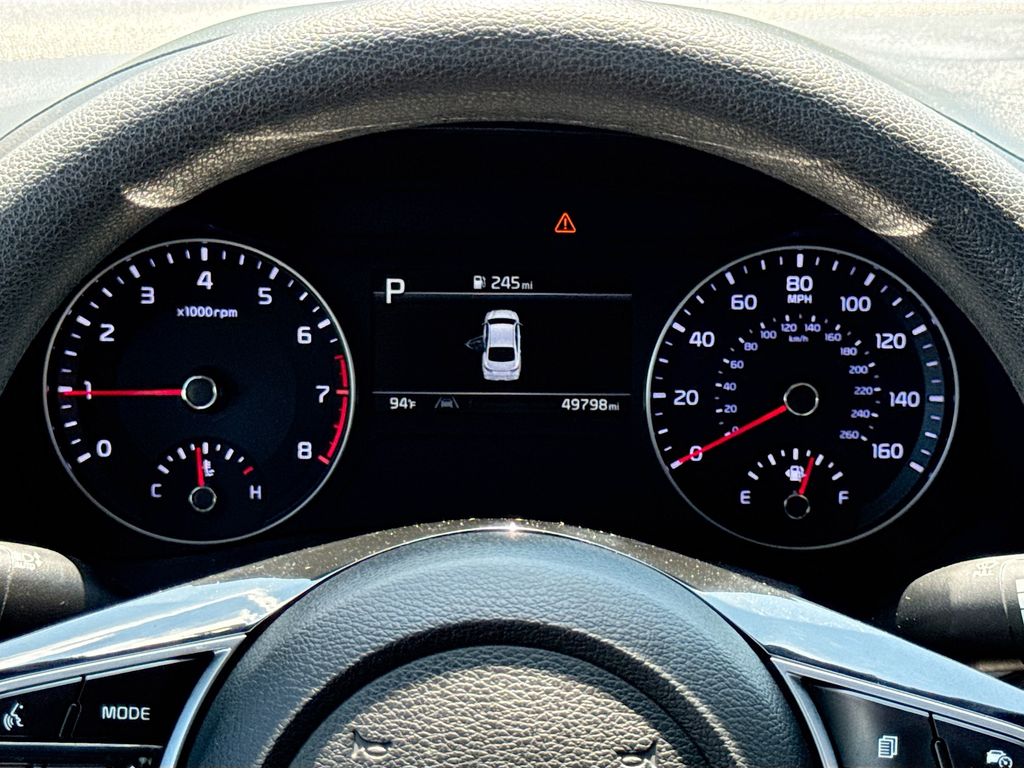 2023 Kia Forte LXS photo 2