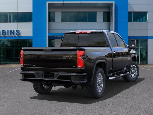 2025 Chevrolet Silverado 2500HD LT photo 4